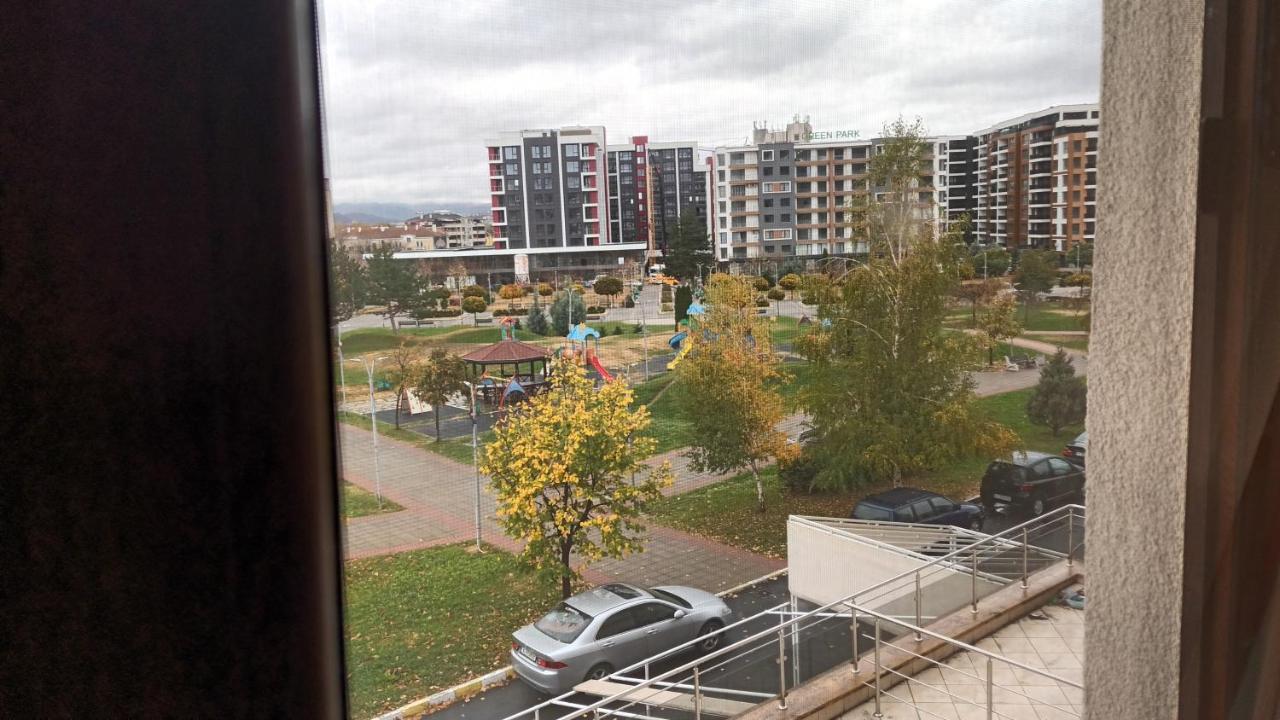 Стая За Гости Пентагона Kŭrdzhali Buitenkant foto